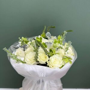 White Garden Whisper